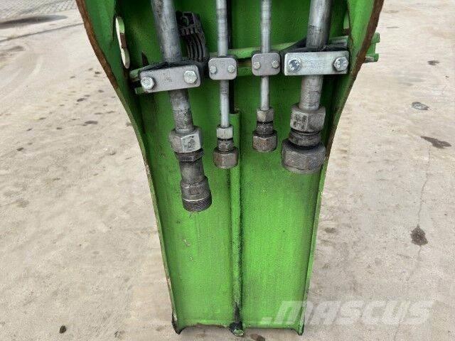 Sennebogen 835E Paleta de manipulare