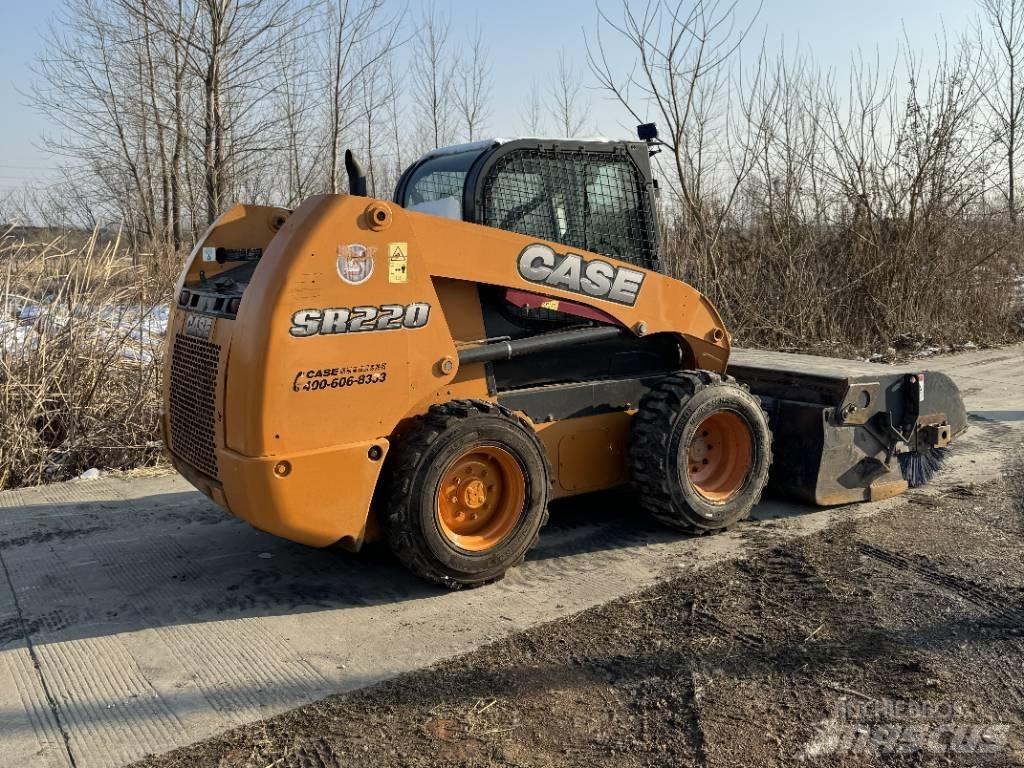 CASE SR220 Mini incarcator