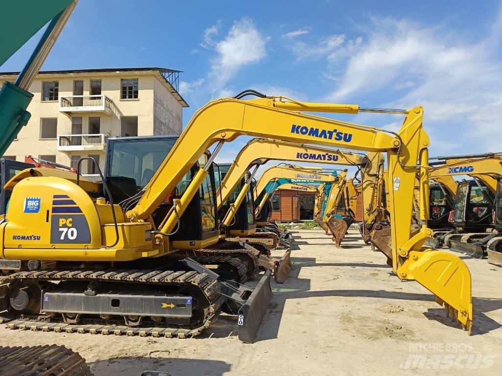 Komatsu PC 70 Excavatoare pe șenile
