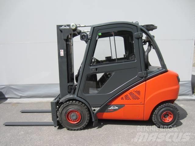 Linde H 30 D-03 Stivuitor diesel