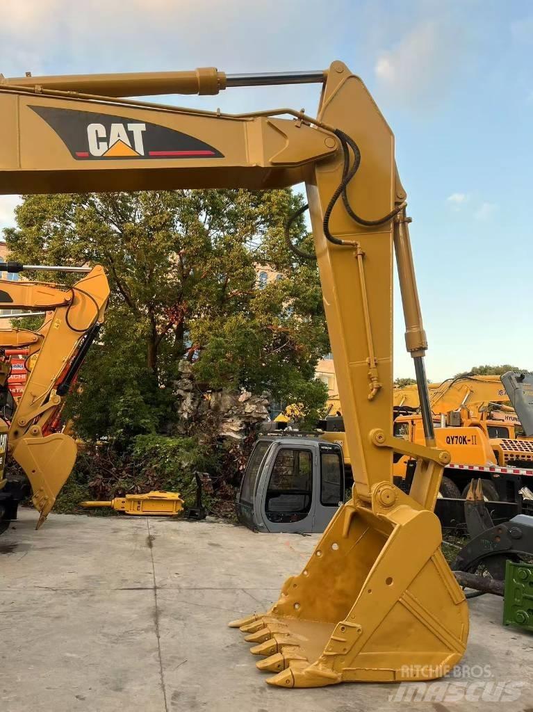 CAT 320 C L Excavatoare pe șenile
