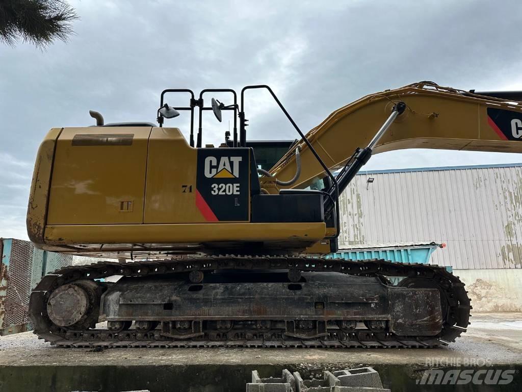 CAT 320 EL Excavatoare pe șenile
