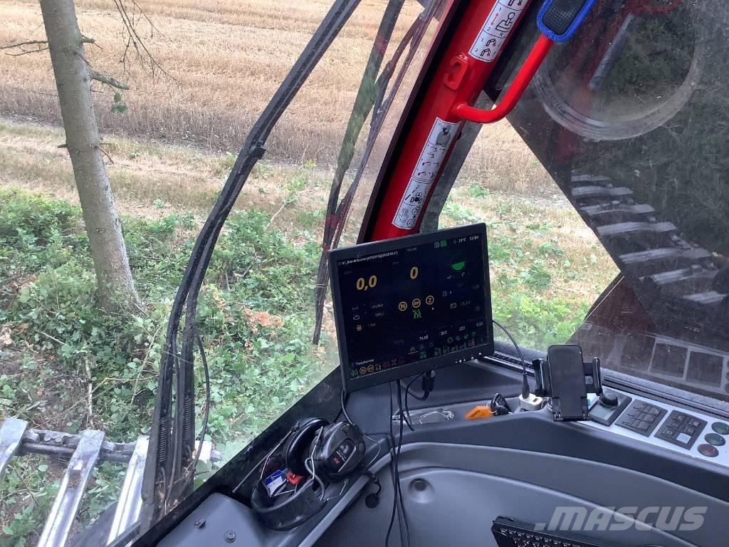 Komatsu 951 Combine forestiere