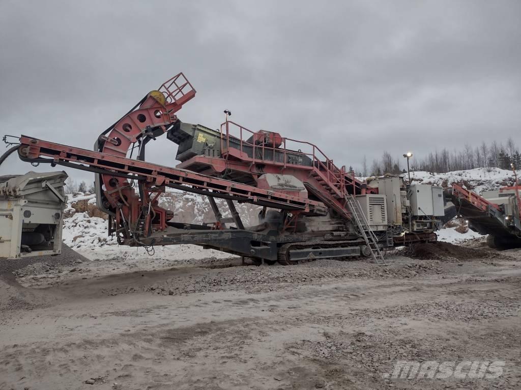 Sandvik UH 450 E Concasoare mobile