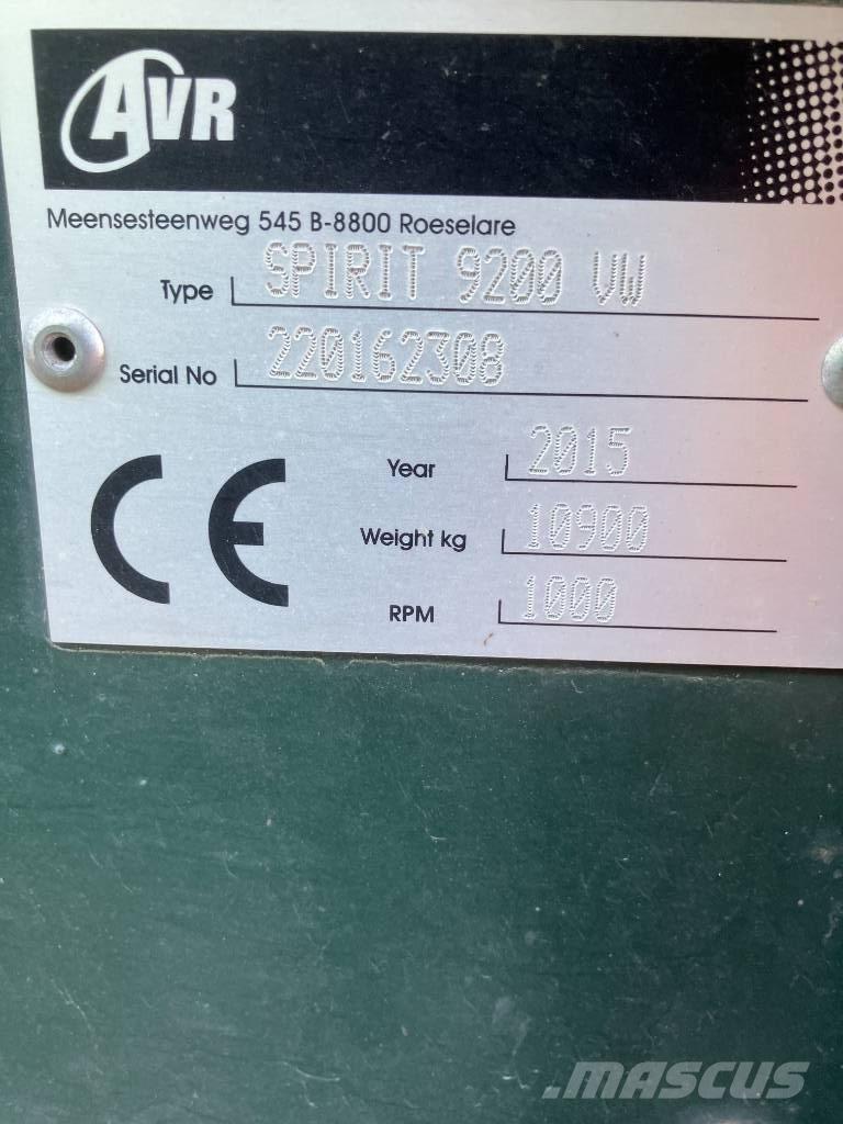 AVR 9200 Recoltatoare de cartofi