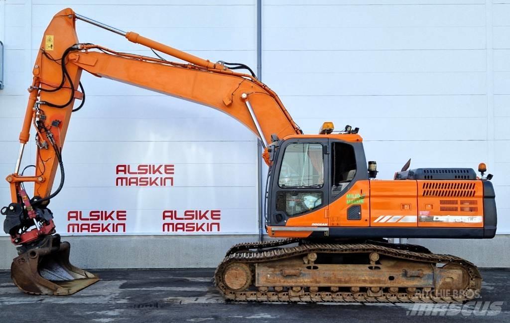 Doosan DX 255 LC-3 Excavatoare pe șenile
