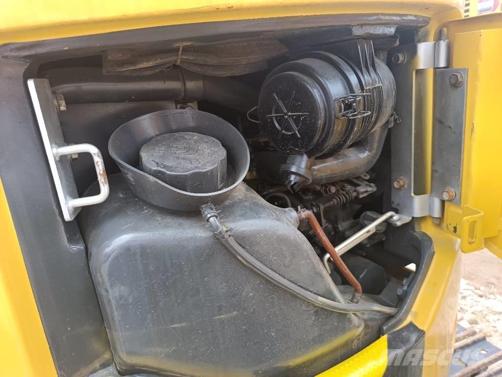 Komatsu PC 18 Excavatoare pe șenile
