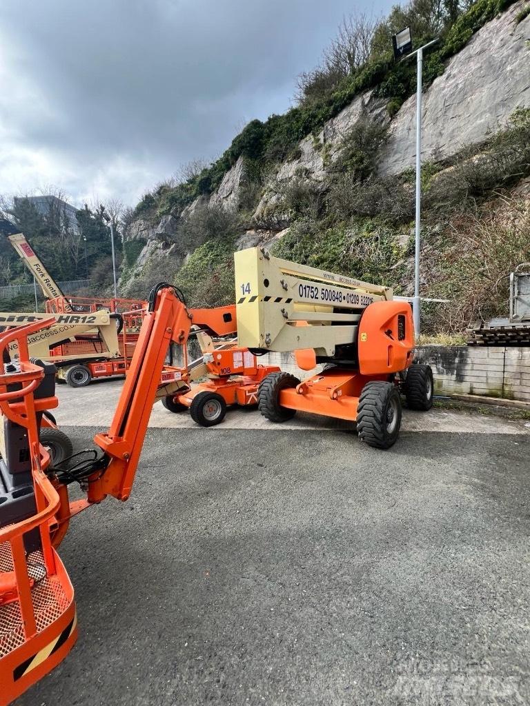 JLG AJ450 Nacele cu brat articulat
