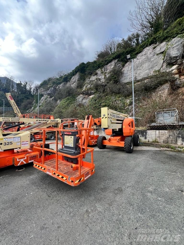 JLG AJ450 Nacele cu brat articulat
