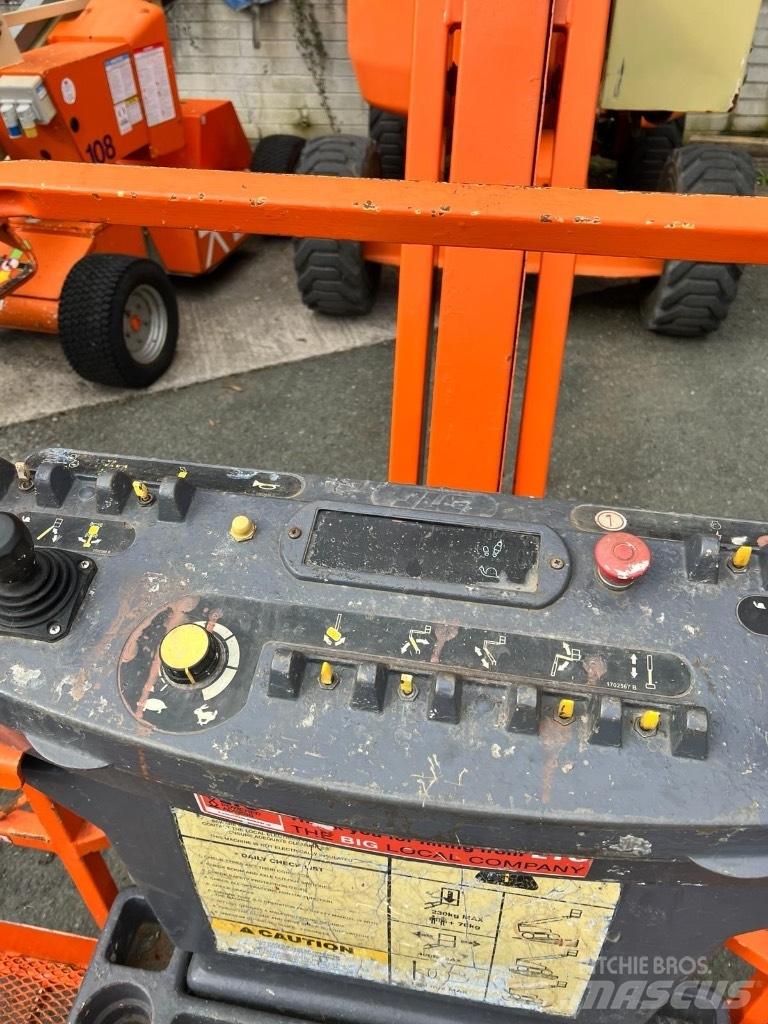JLG AJ450 Nacele cu brat articulat