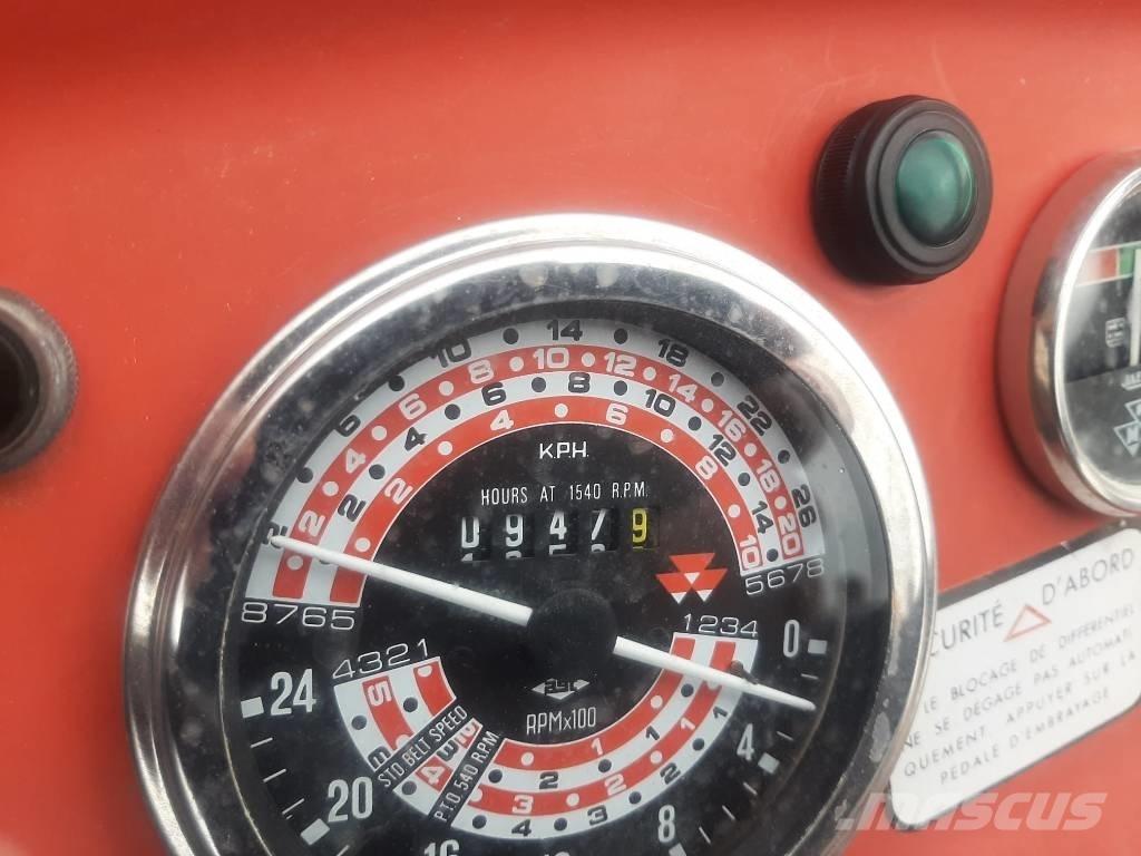 Massey Ferguson 158 Tractoare