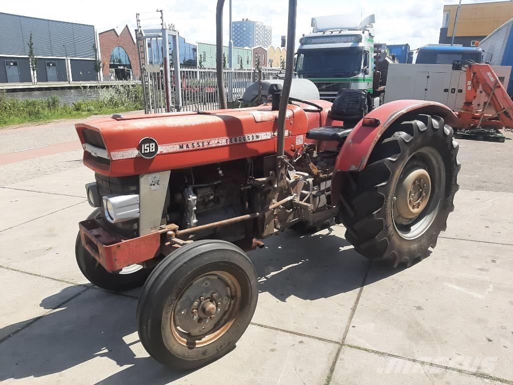 Massey Ferguson 158 Tractoare