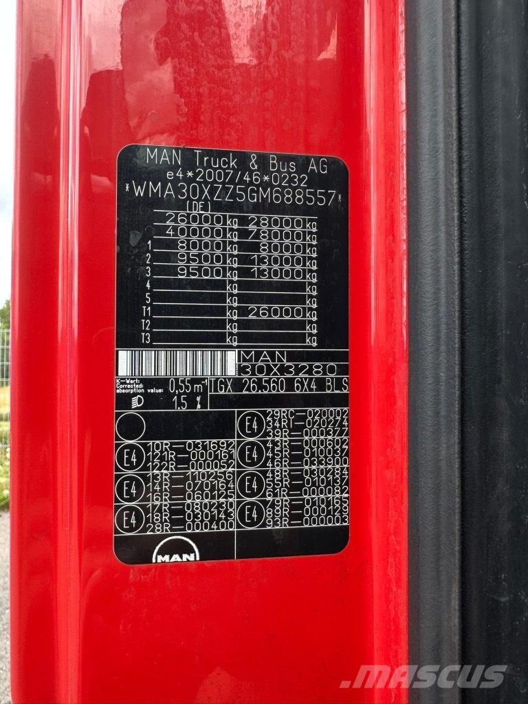 MAN TGX 26.560 6x4 Autotractoare
