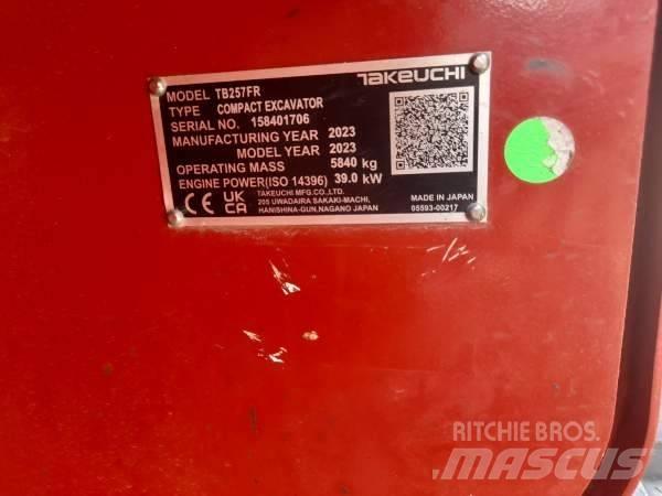 Takeuchi TB 257 FR Mini excavatoare < 7t
