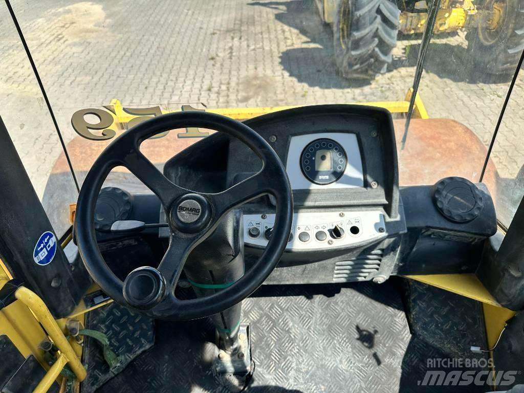 Bomag BW 211 D-4 Compactoare monocilindrice