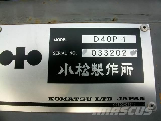 Komatsu D 40 P Buldozere pe senile