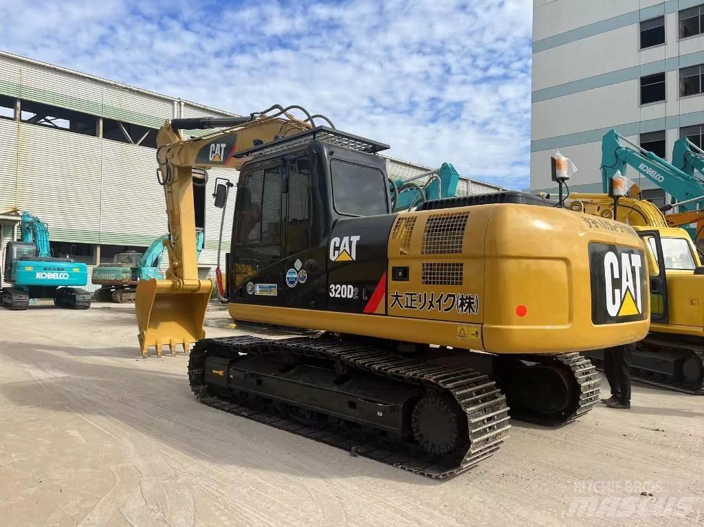CAT 320 D Excavatoare pe șenile
