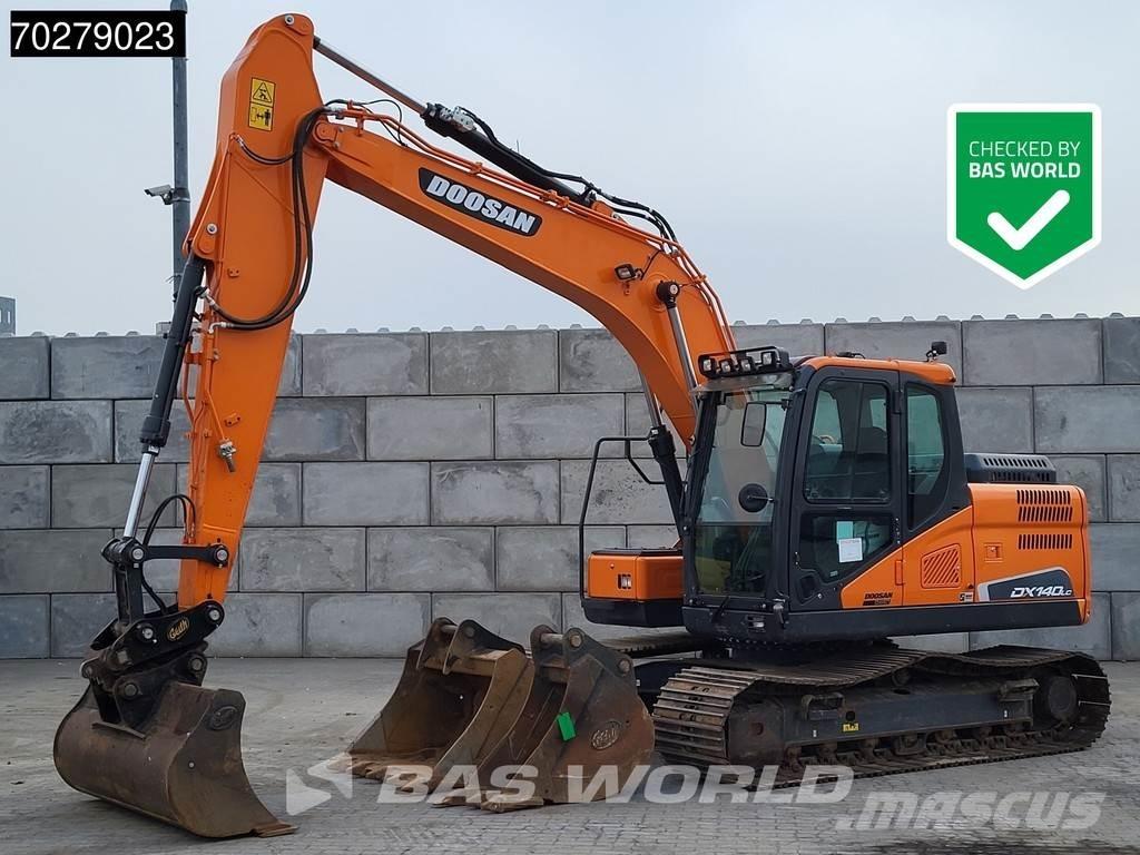 Doosan DX140 LC-5 Excavatoare pe șenile

