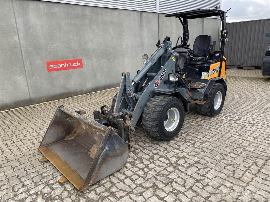 GiANT G2500HD Incarcatoare multifunctionale