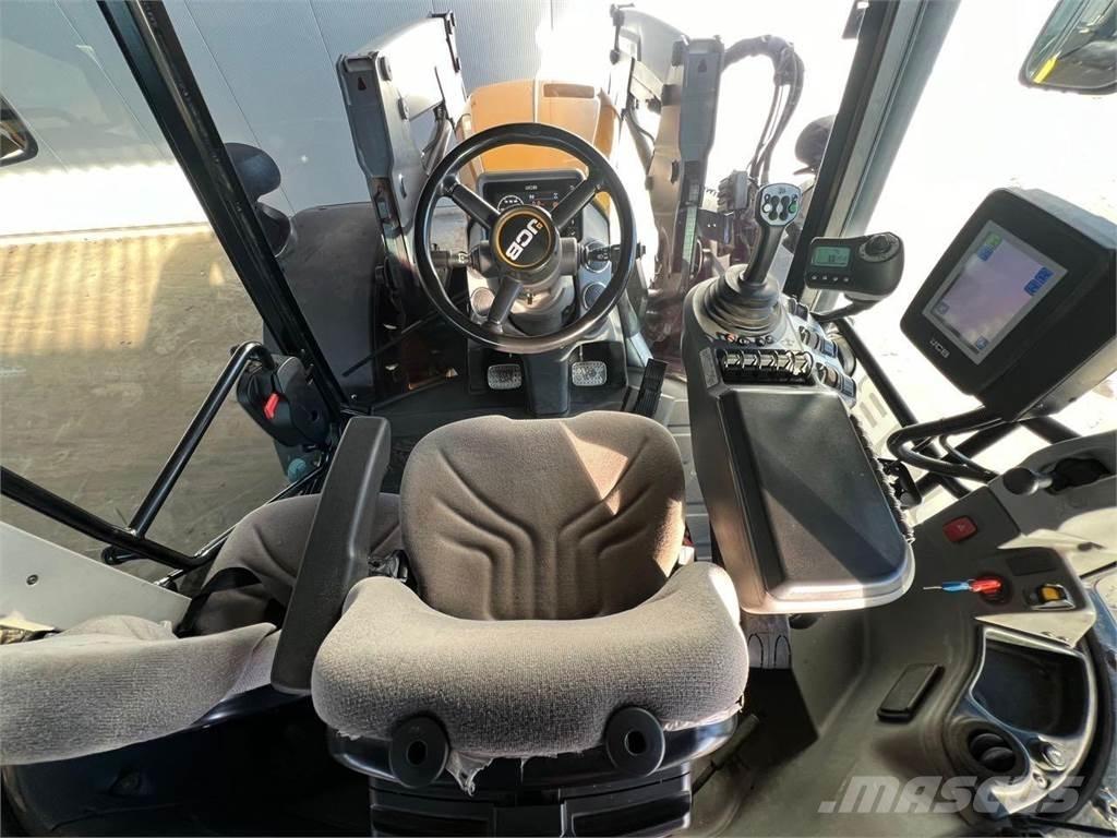 JCB Fastrac 4160 Tractoare
