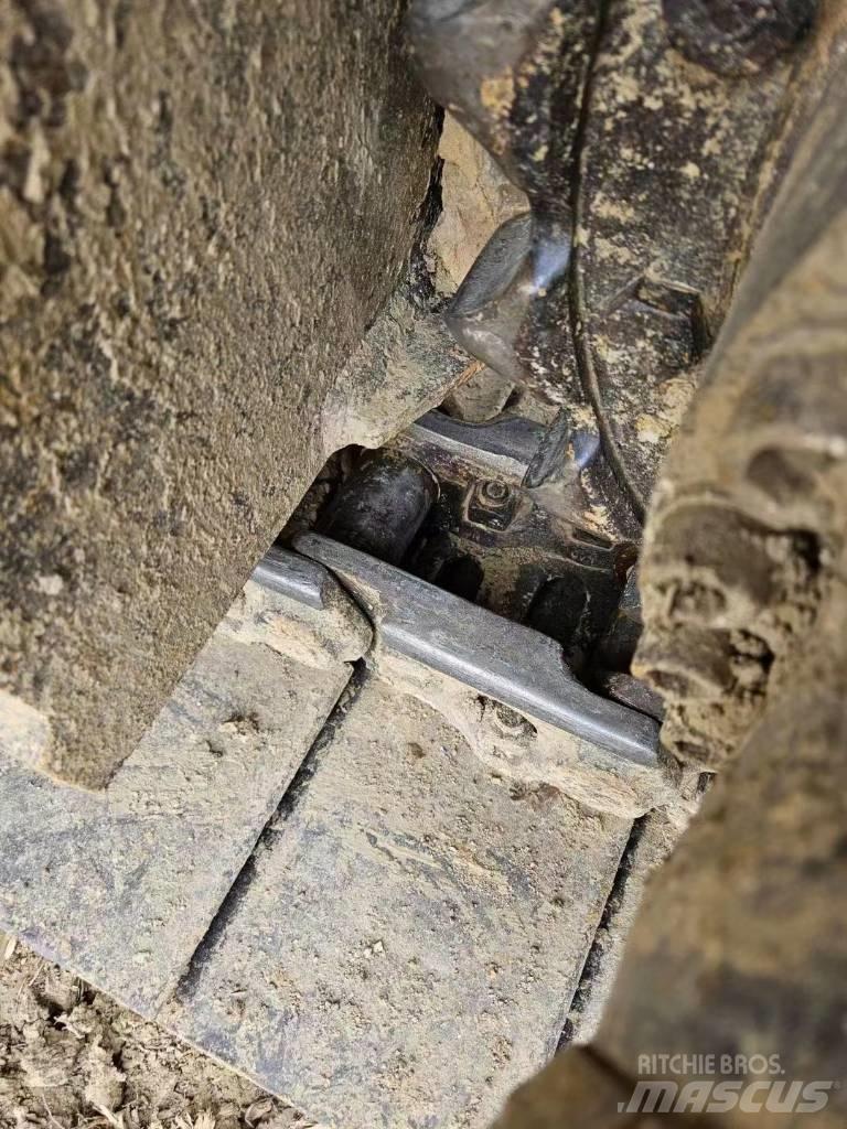 CAT 320 GC Excavatoare 7t - 12t
