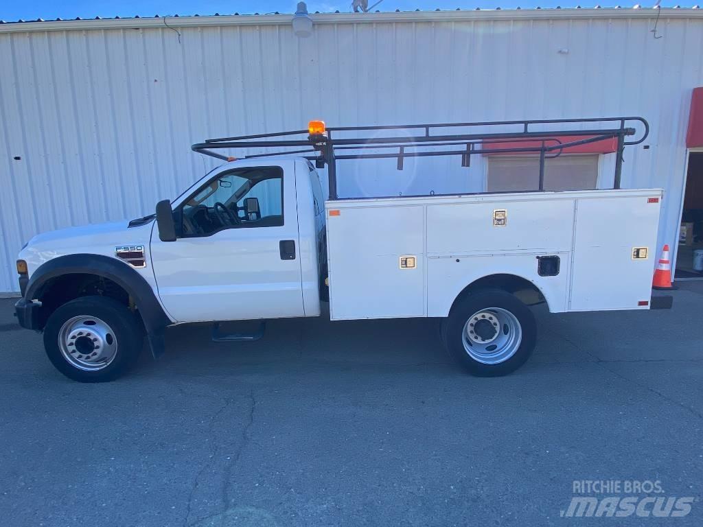 Ford F 550 Municipal/vehicul cu uz general