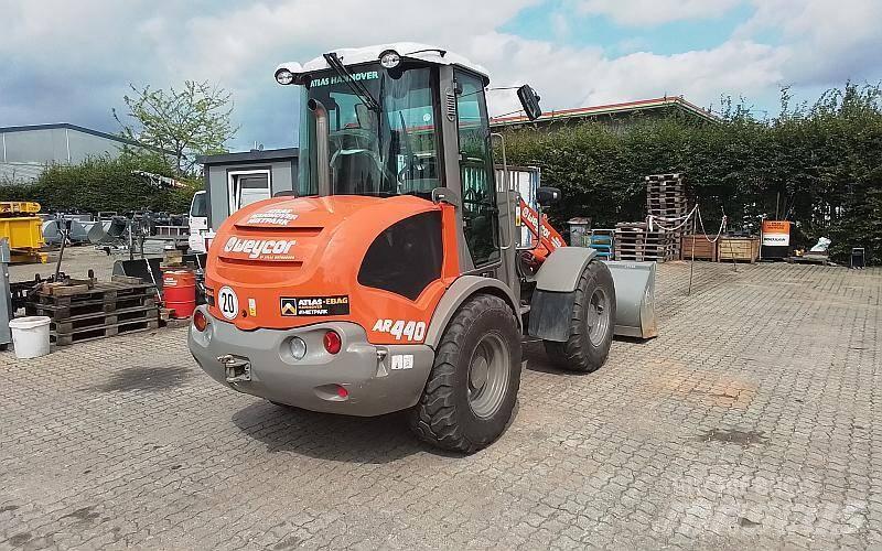 Atlas Weycor AR440 Incarcator pe pneuri