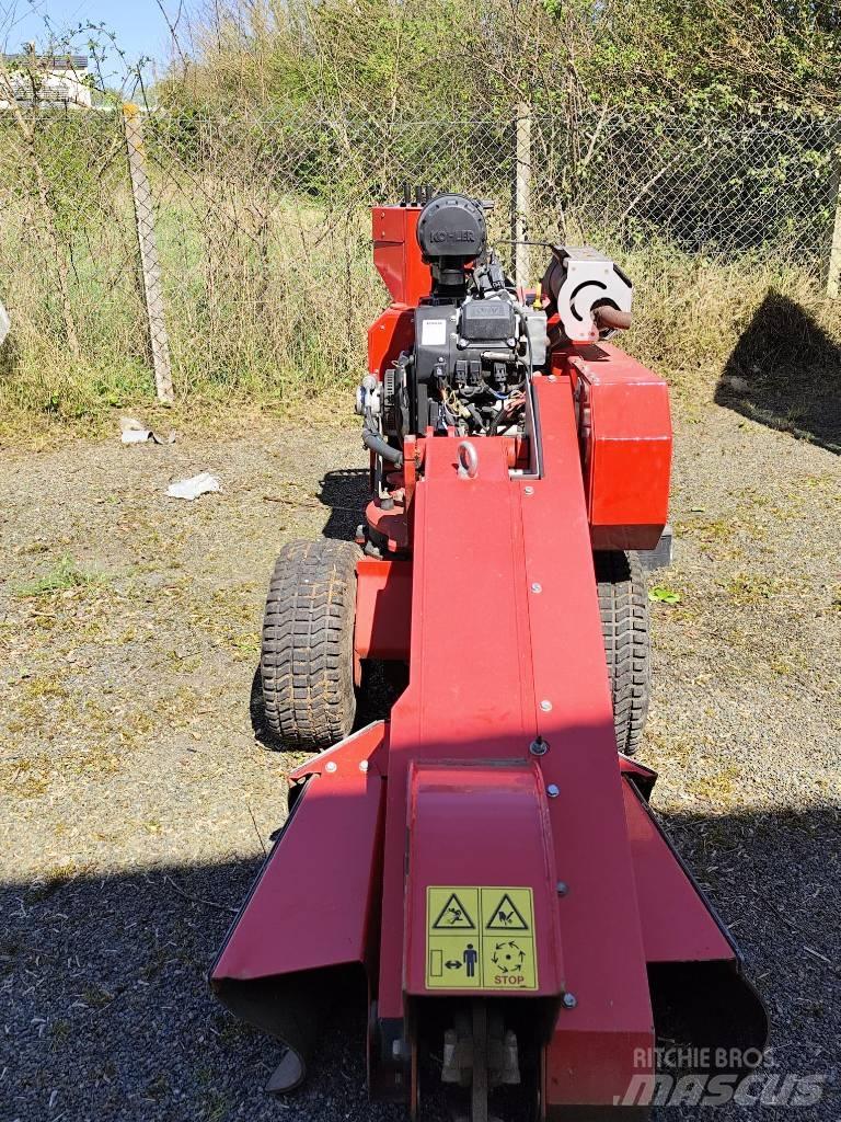 FSI B28 Utilaje întreţinere terenuri - Altele