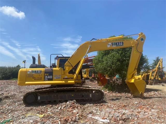 Komatsu PC 240 Excavatoare pe șenile
