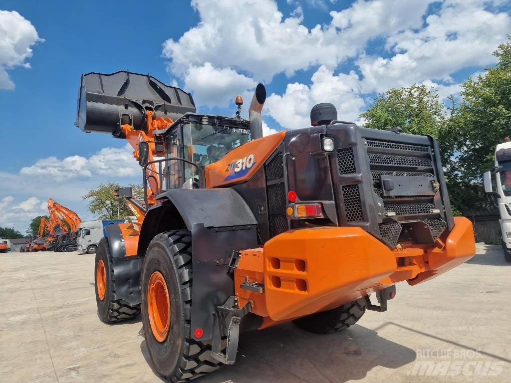 Hitachi ZW 310-6 Incarcator pe pneuri