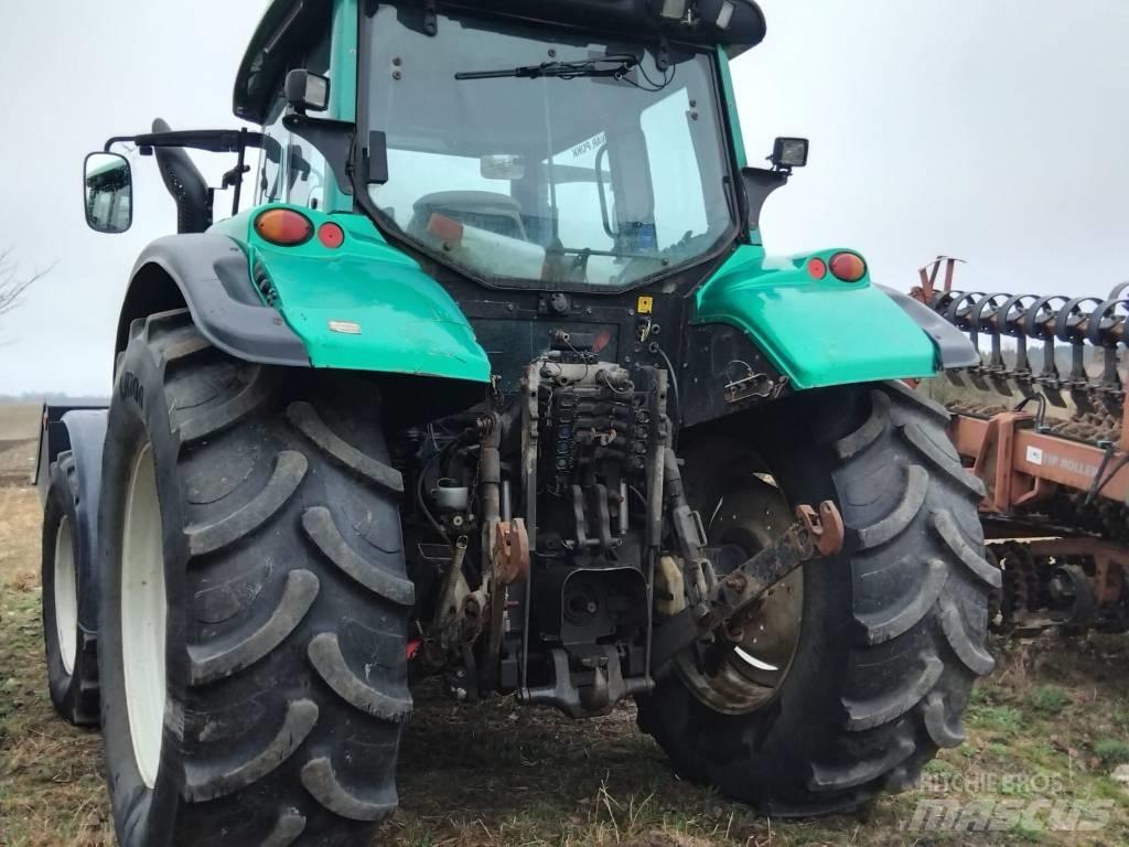 Valtra N 142 D Tractoare