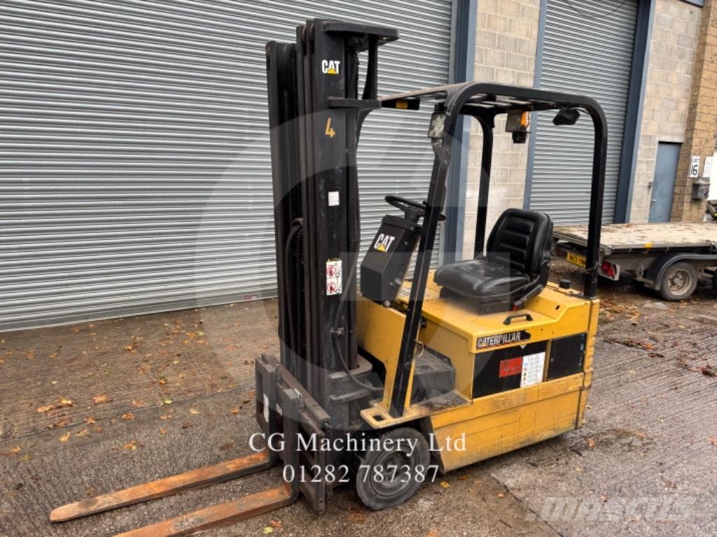 CAT EP 15 T Stivuitor electric