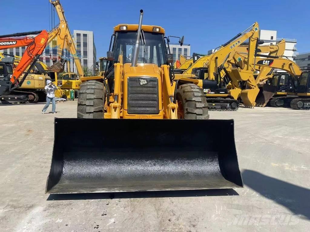 JCB 4 CX Buldoexcavatoare