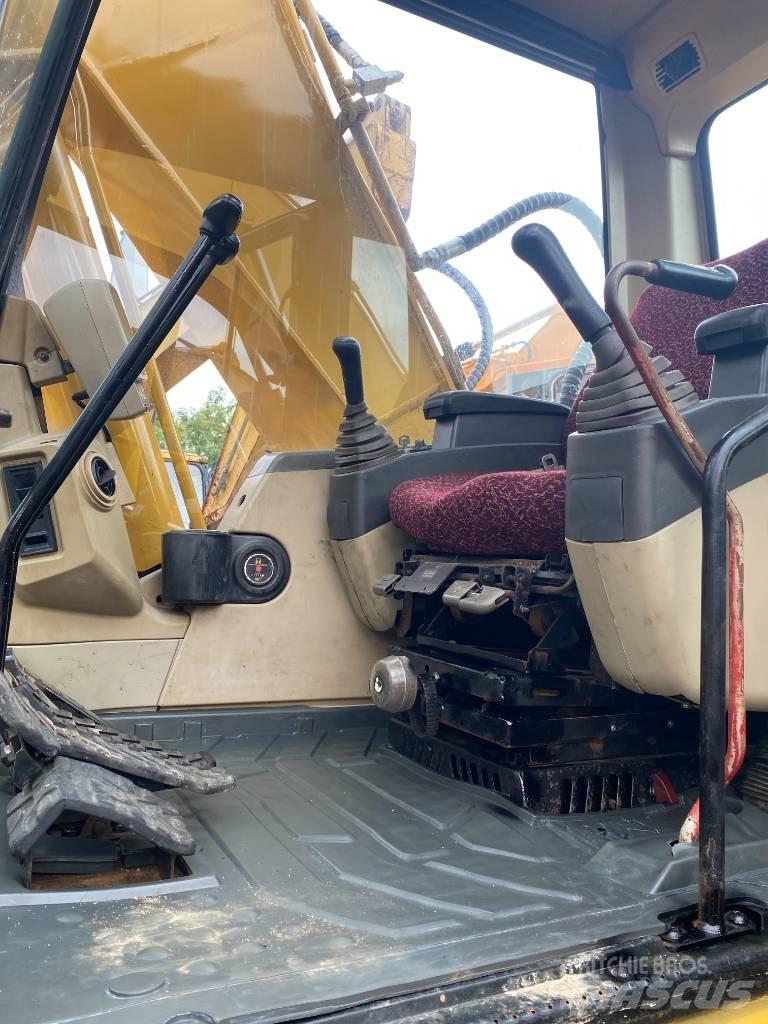CAT 320 C L Excavatoare pe șenile
