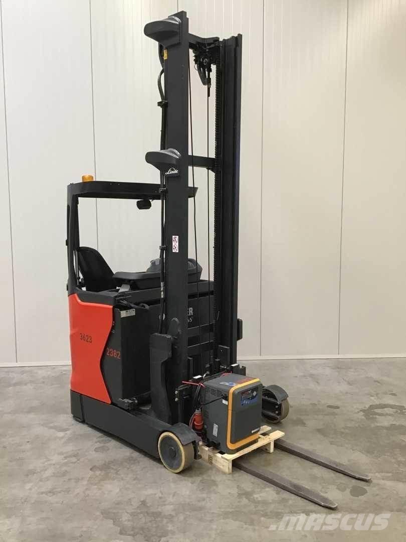 Linde R10B Stivuitor cu catarg retractabil