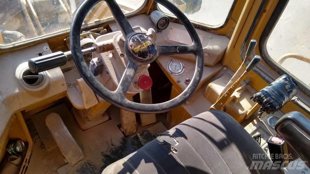 CAT 950 B Incarcator pe pneuri