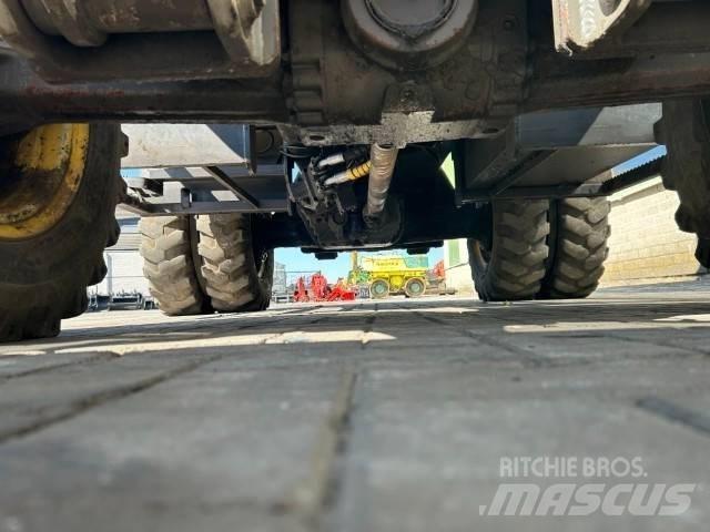 Mecalac 714 MW Excavatoare cu roti