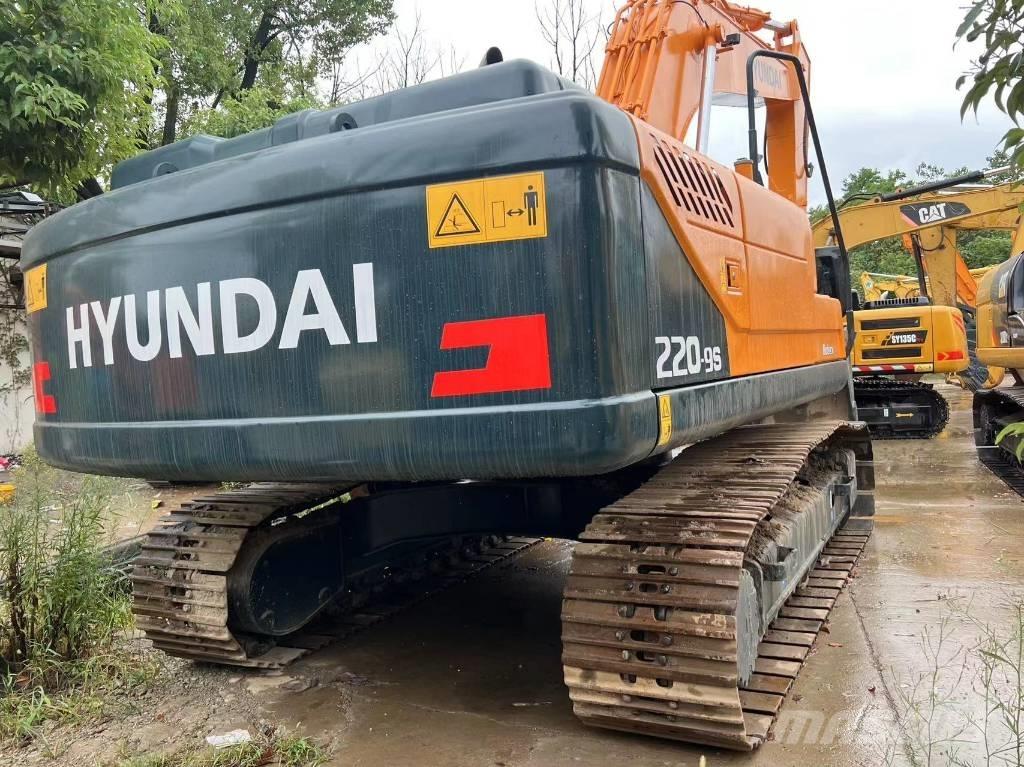 Hyundai 220 LC-9S Excavatoare pe șenile
