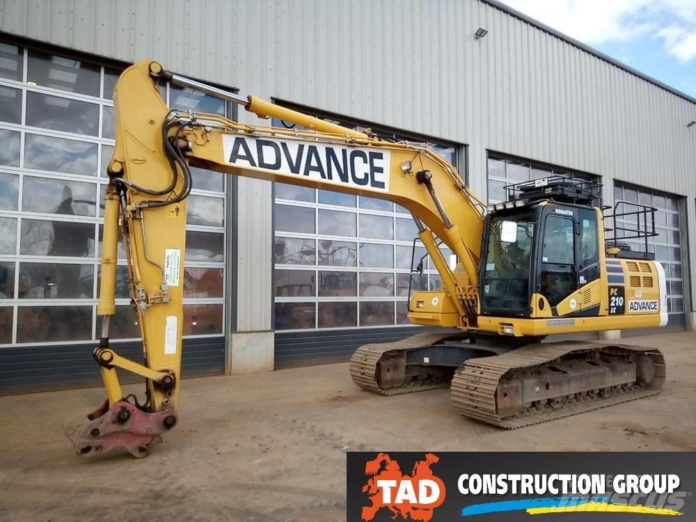 Komatsu PC210LC-11 Excavatoare pe șenile
