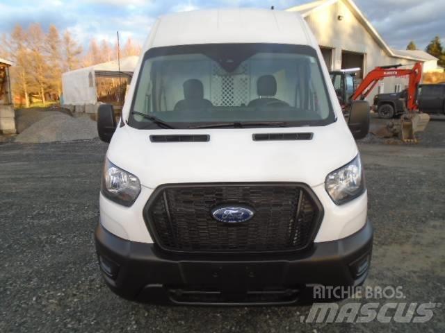 Ford Transit 250 Utilitara