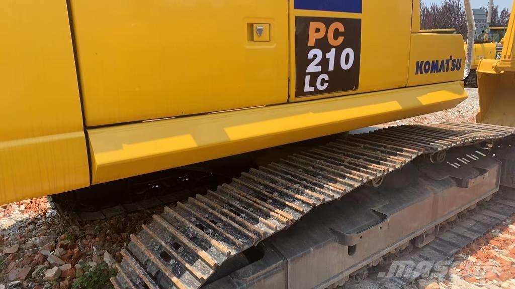 Komatsu PC 210 LC Excavatoare pe șenile

