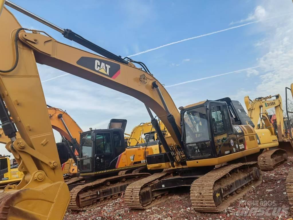 CAT 325 D2 Excavatoare pe șenile

