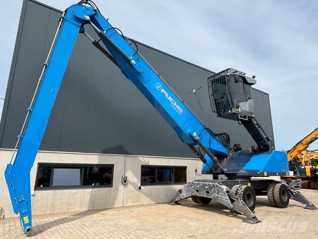 Fuchs MHL 350 F Paleta de manipulare