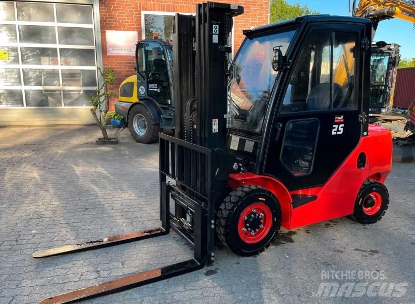 Hangcha CPCD 25 Stivuitor diesel