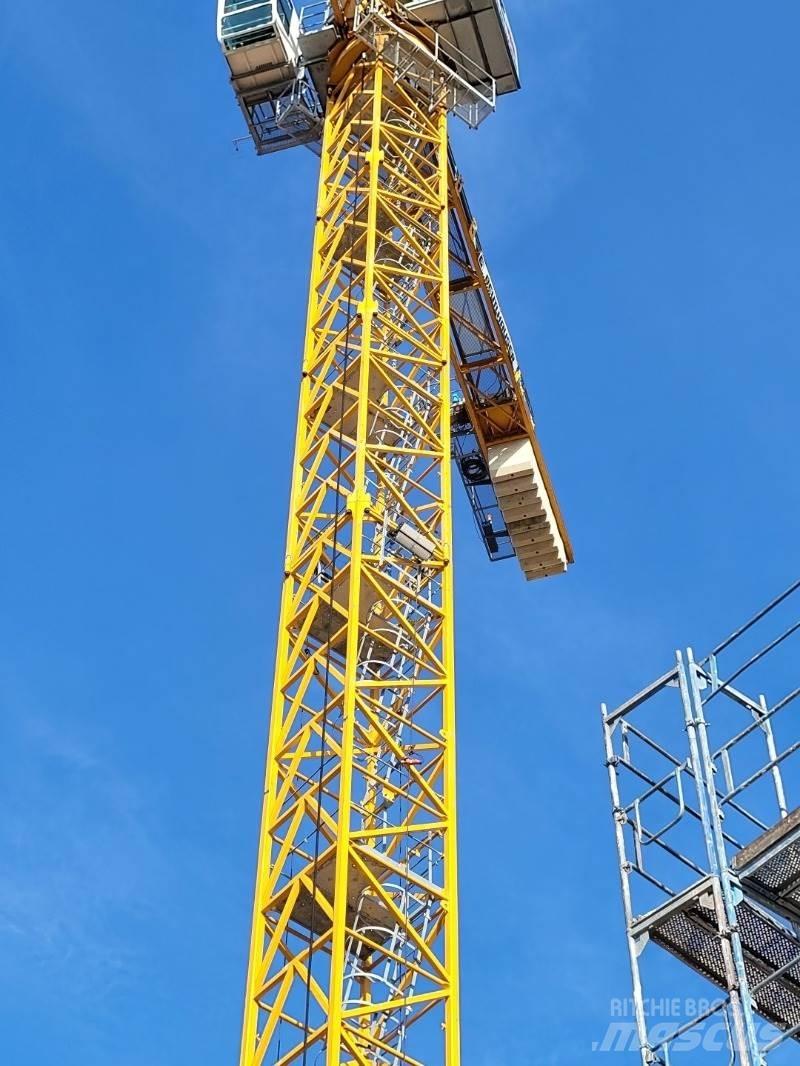 Liebherr 150EC-B Macarale turn