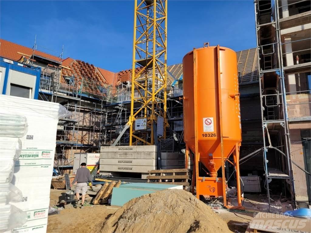 Liebherr 150EC-B Macarale turn