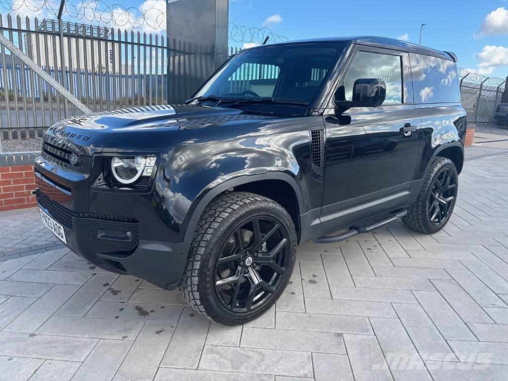 Land Rover Defender Utilitara