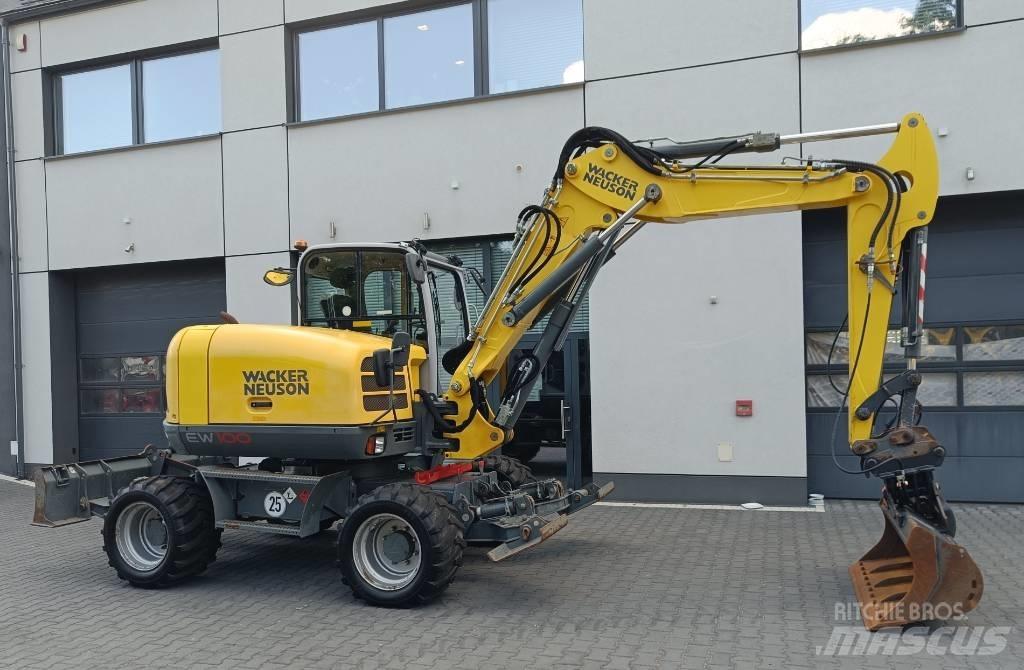 Wacker Neuson EW 100 Excavatoare cu roti