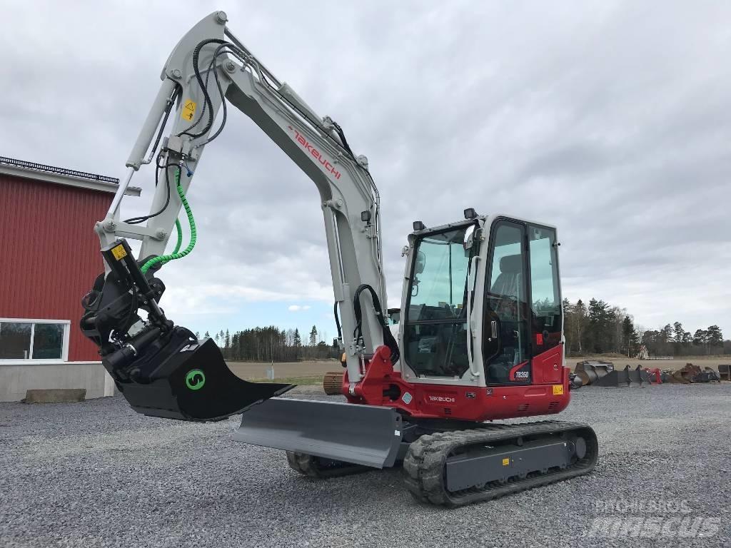 Takeuchi TB260 Mini excavatoare < 7t