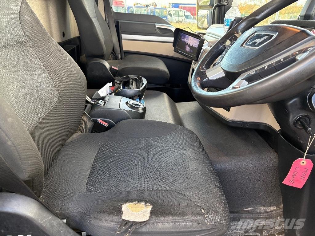 MAN TGM 15.250 Camioane cu macara